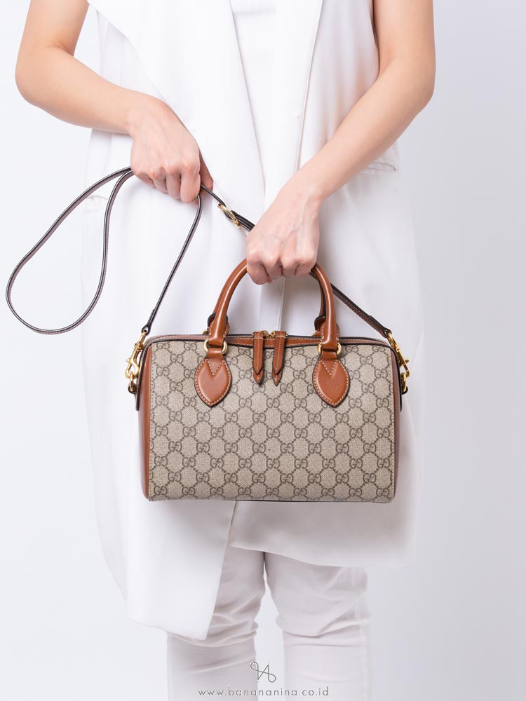 gucci supreme boston bag
