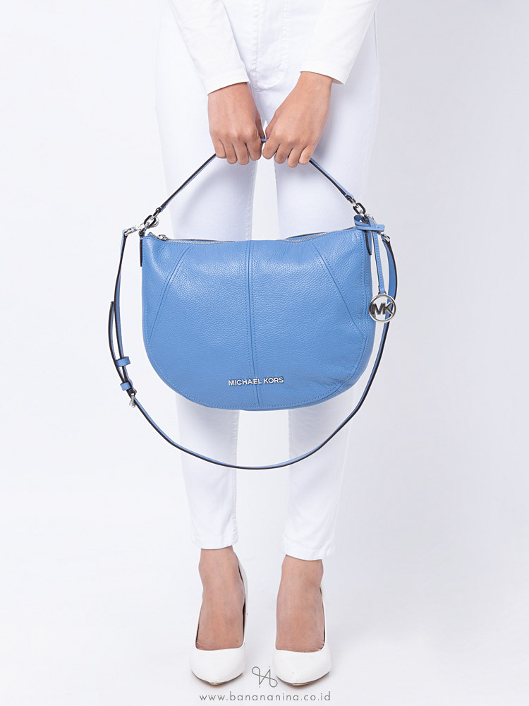 MICHAEL KORS Bedford Leather Medium Crescent Shoulder Bag French Blue
