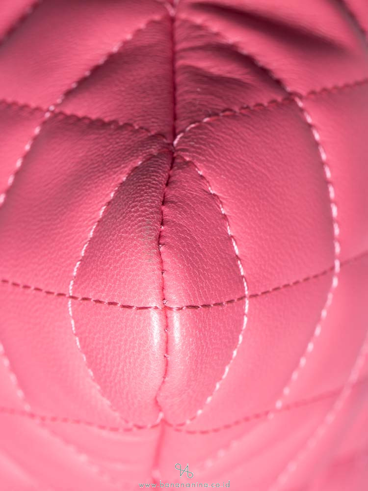 CHANEL Lambskin Large O Case Clutch Pink