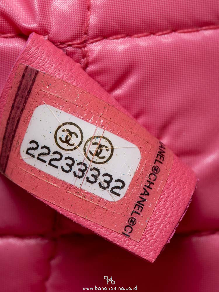 CHANEL Lambskin Large O Case Clutch Pink