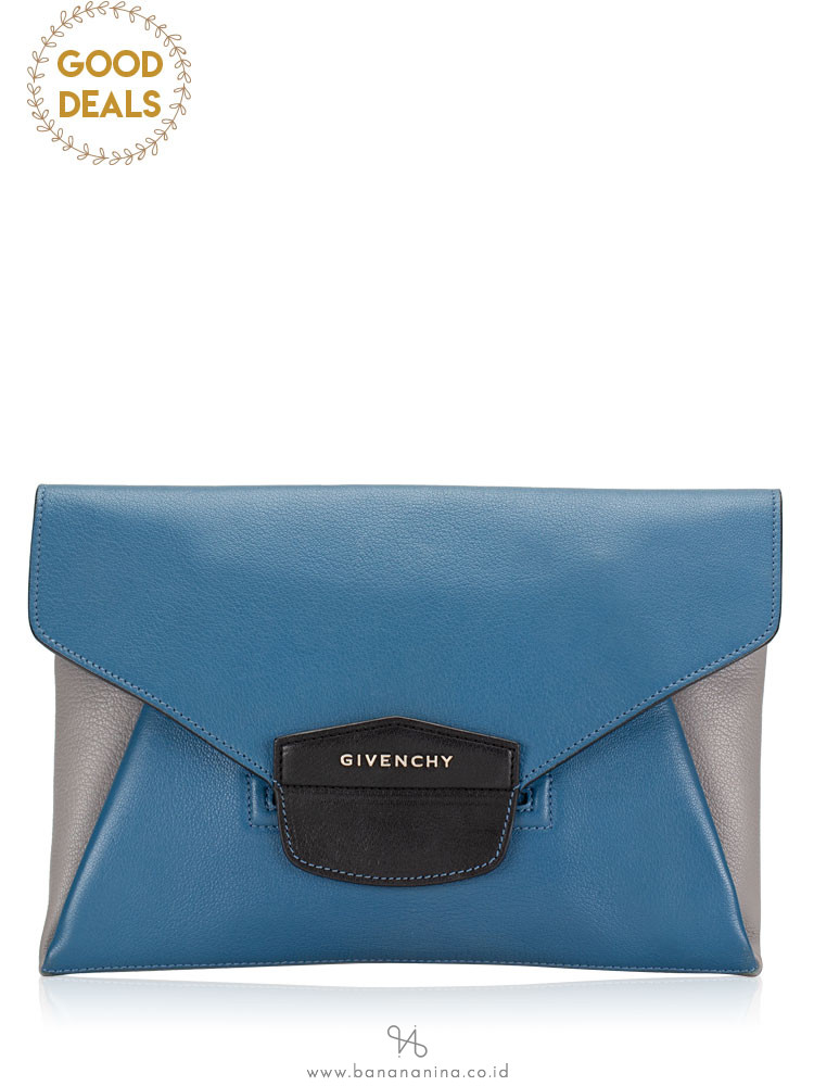GIVENCHY Antigona Envelope Clutch Blue Grey
