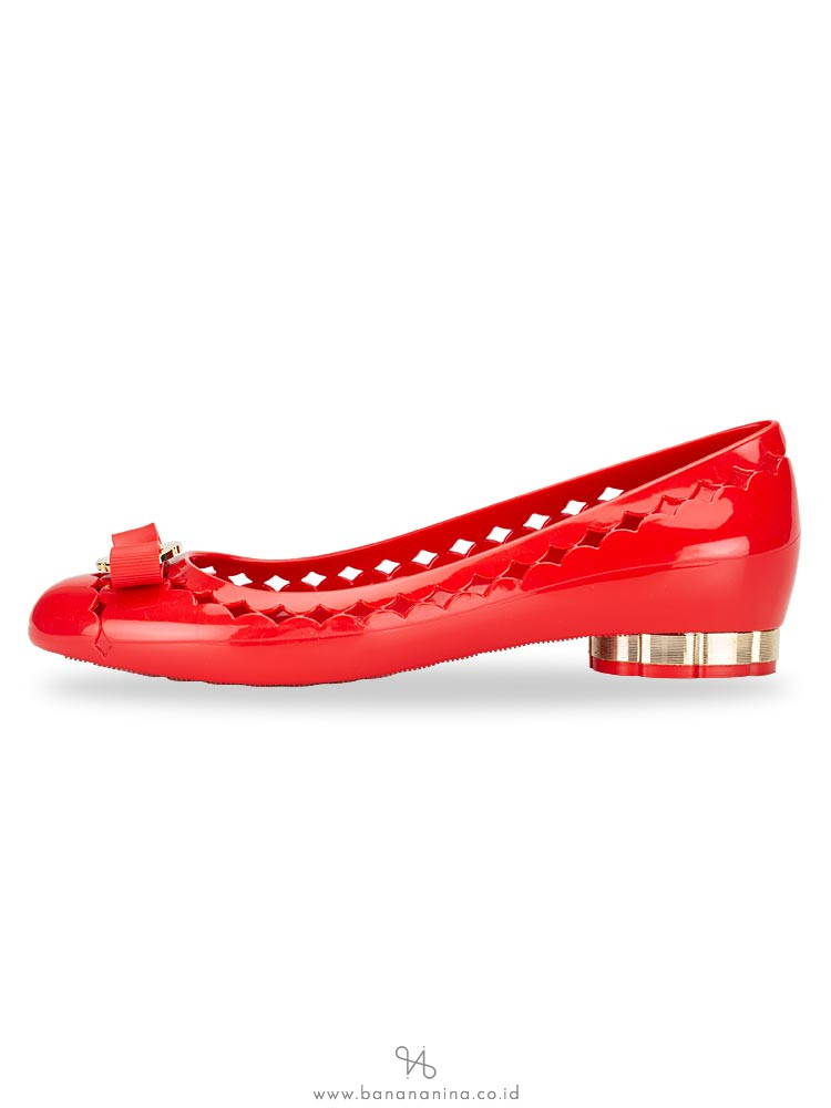 SALVATORE FERRAGAMO Vara Bow Jelly Ballet Flat Red Sz 8