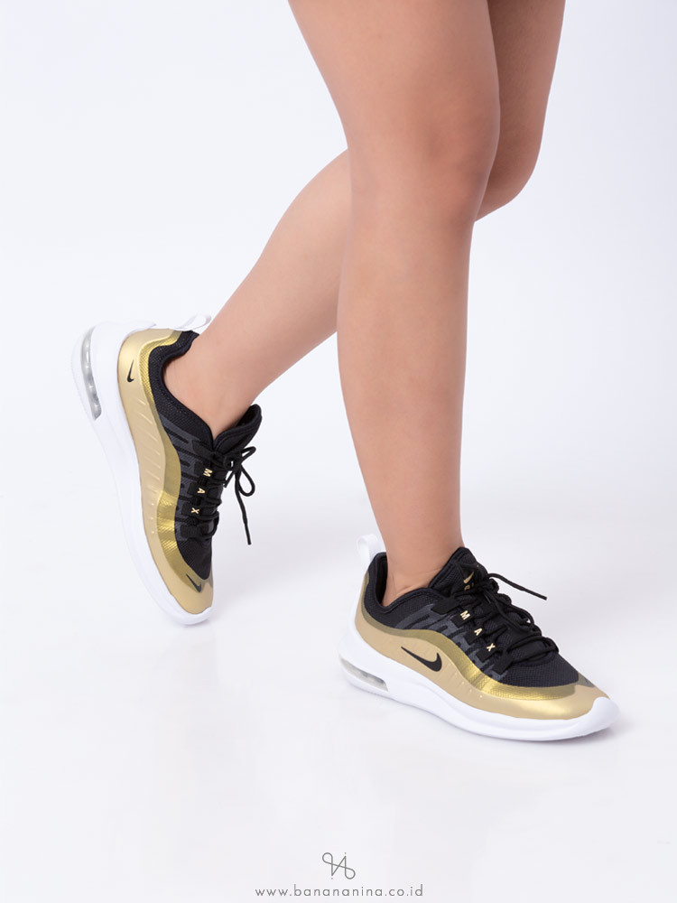 air max axis black and gold