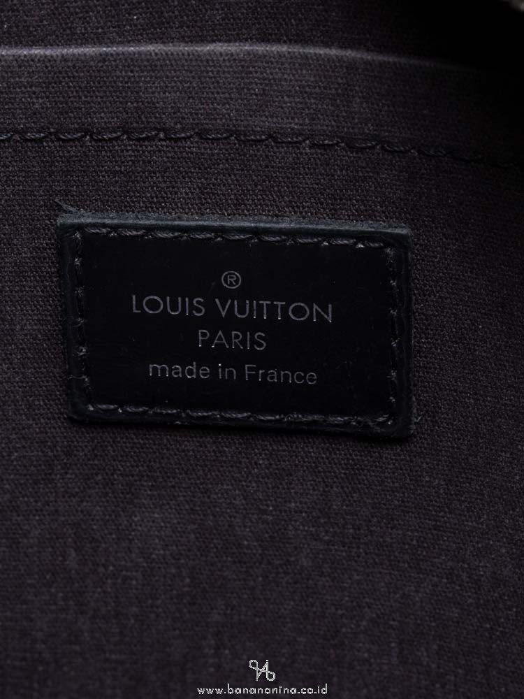 LOUIS VUITTON Epi Montaigne GM Black