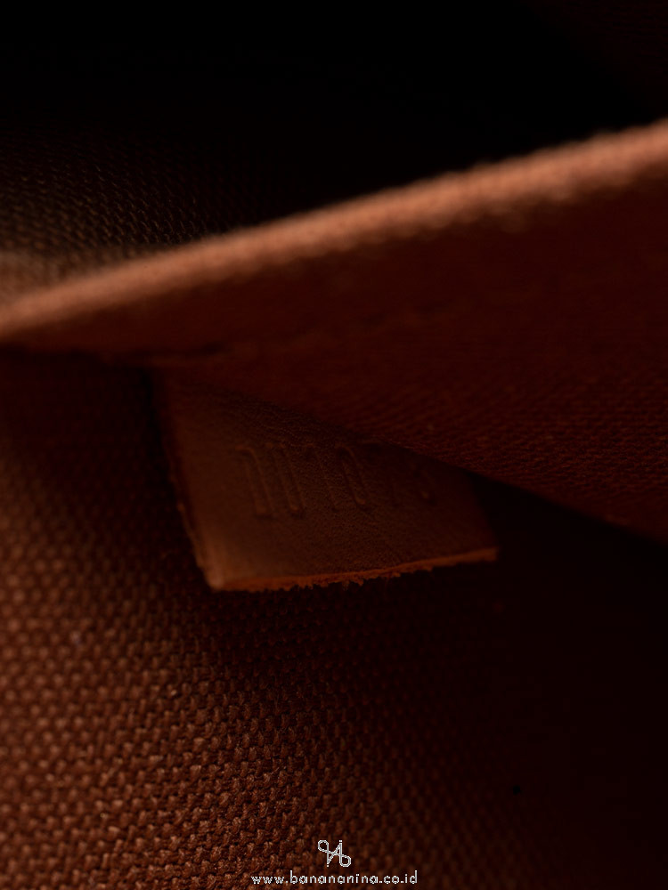 LOUIS VUITTON Monogram Bosphore GM