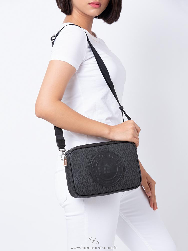 fulton sport large leather crossbody bag
