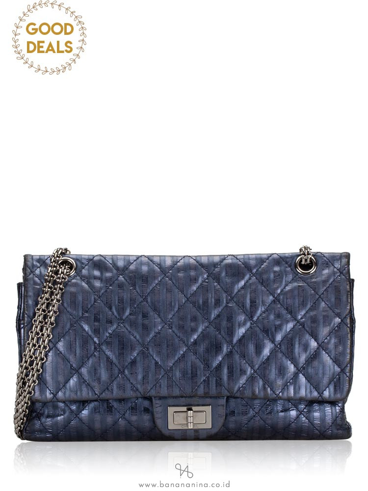 CHANEL 2.55 Reissue Metallic Calfskin Flap Bag Blue