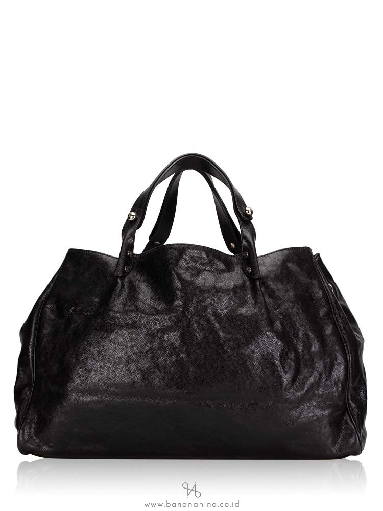 CHANEL Glazed Caviar Pocket In The City Tote Black