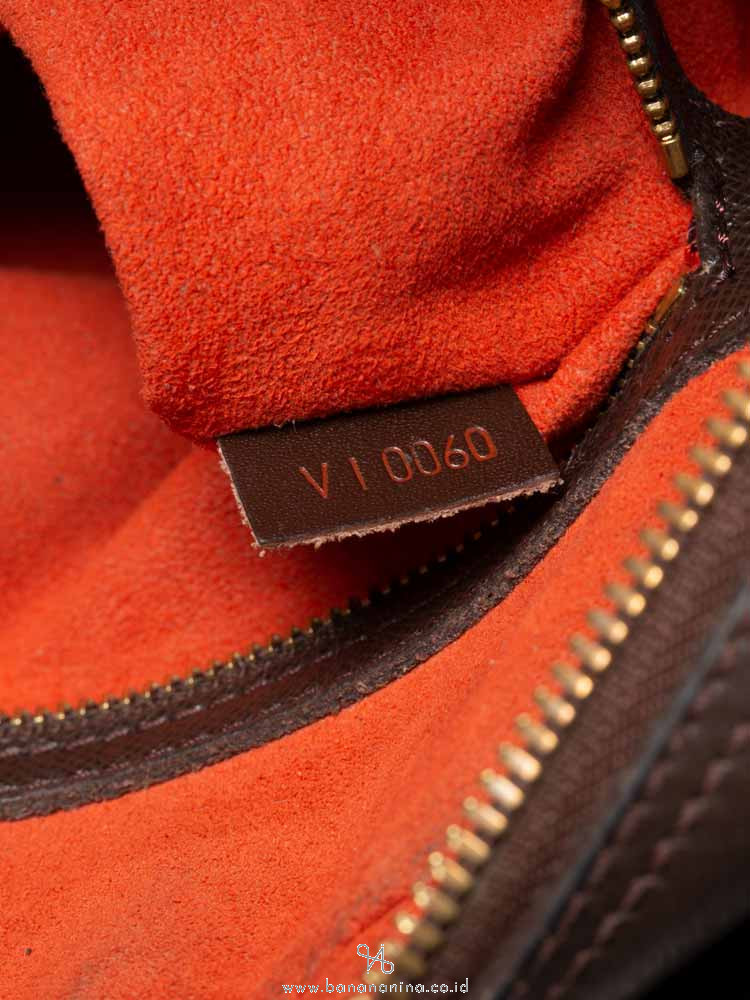 LOUIS VUITTON Damier Ebene Brera