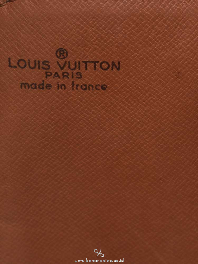 LOUIS VUITTON Monogram Cartouchiere