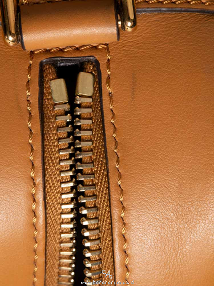 FENDI Zucca Spalmati Camera Bag Tobacco Caramello