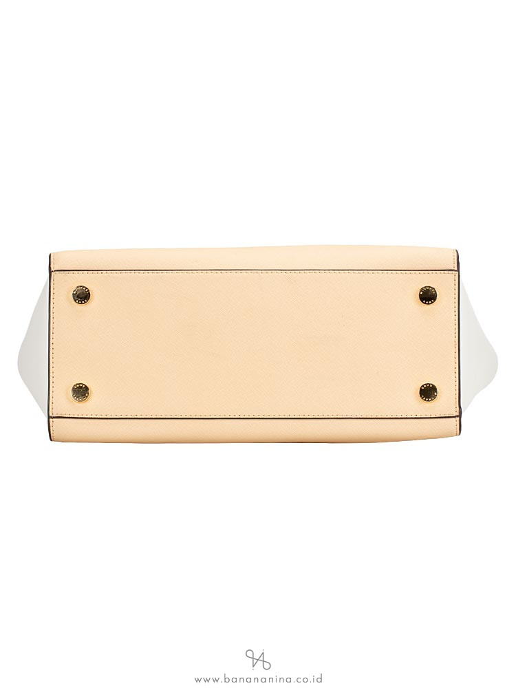 MICHAEL KORS Selma Saffiano Large Satchel Cream Peanut White
