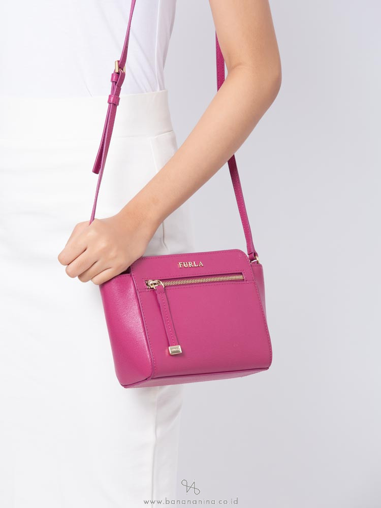 FURLA Ginevra Small Crossbody Fuchsia