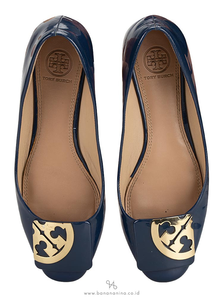TORY BURCH Patent Square Logo Flat Greek Blue Sz 7.5