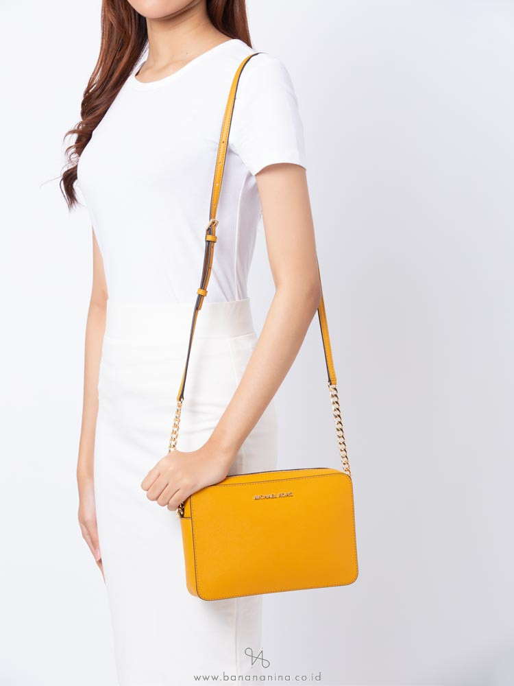 michael kors marigold crossbody