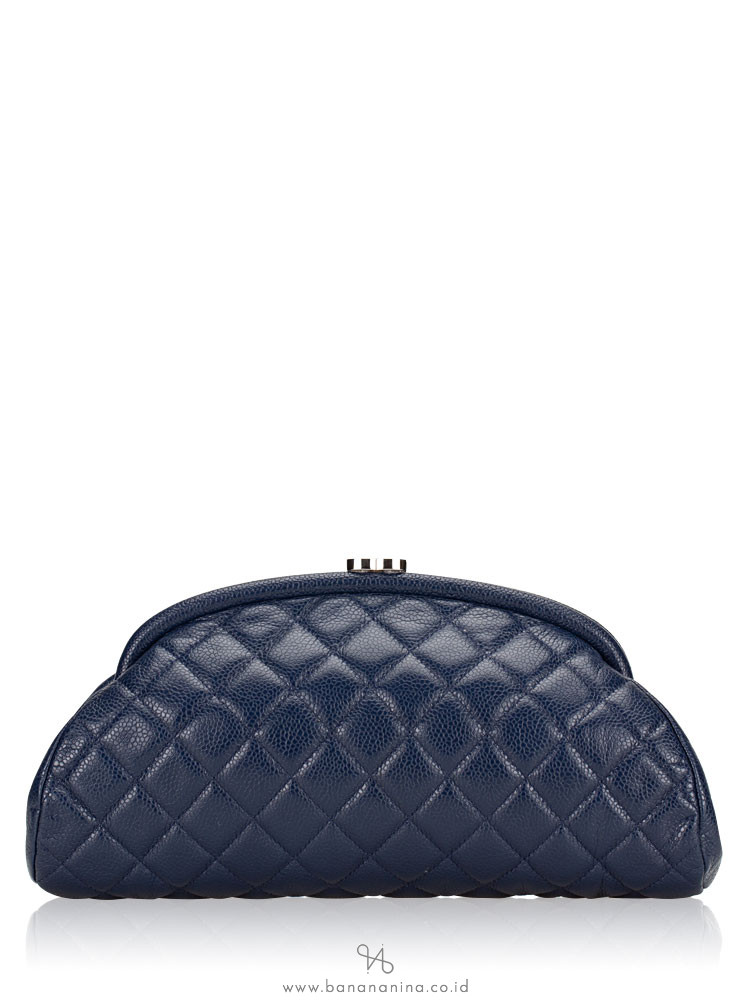 CHANEL Caviar Leather Timeless Clutch Navy