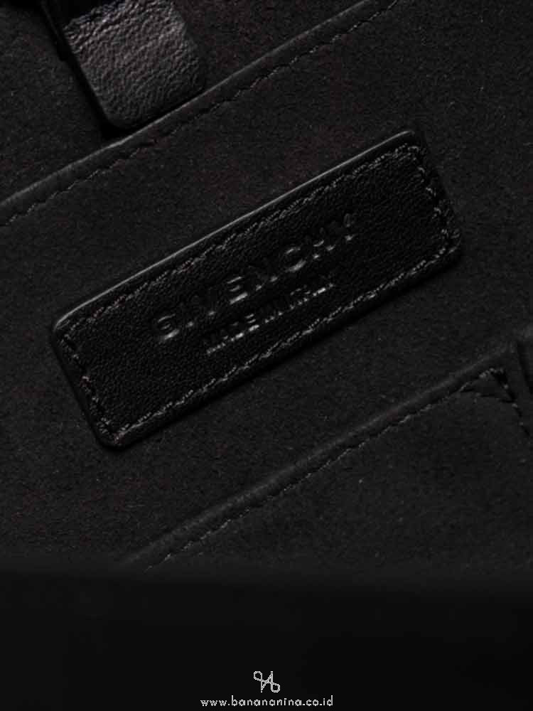 GIVENCHY Croc Stamped Leather Medium Shark Lock Satchel Black