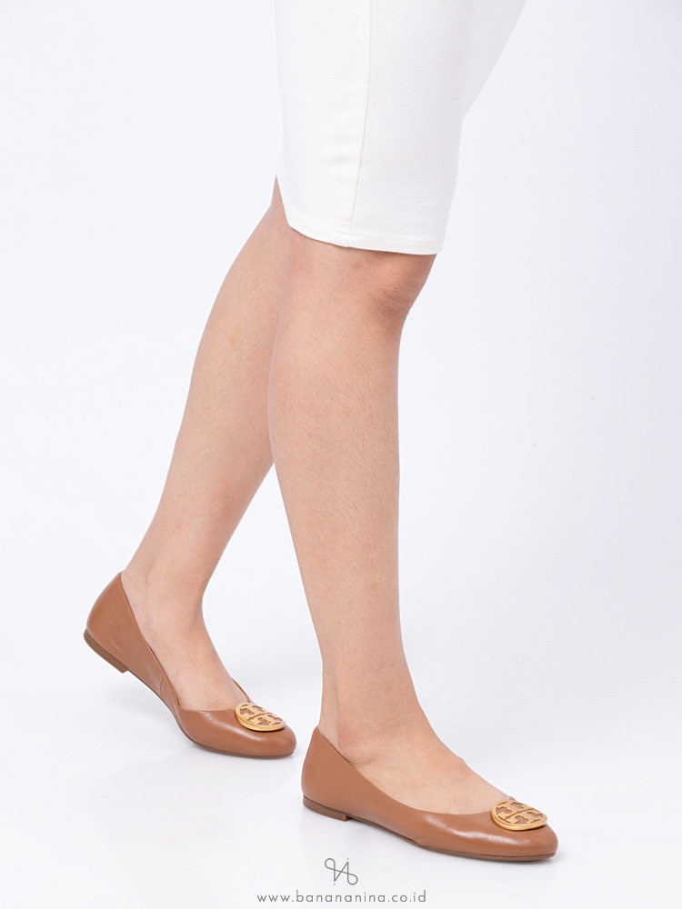TORY BURCH Benton Leather Flats Royal Tan Sz 6