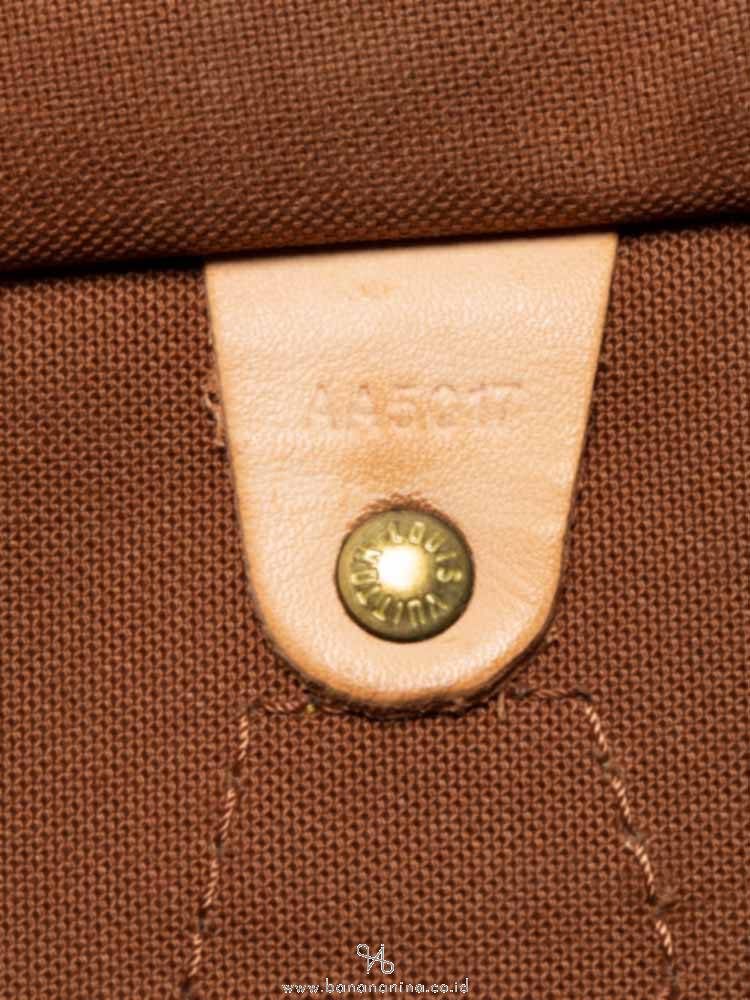 LOUIS VUITTON Monogram Speedy 35