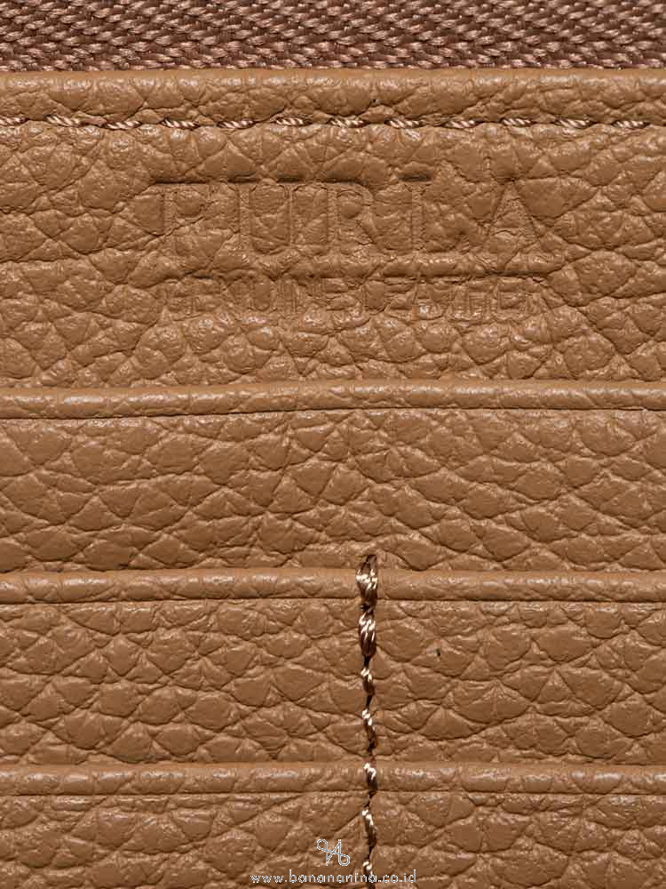 FURLA Olympia Leather Zip Wallet Cappuccino