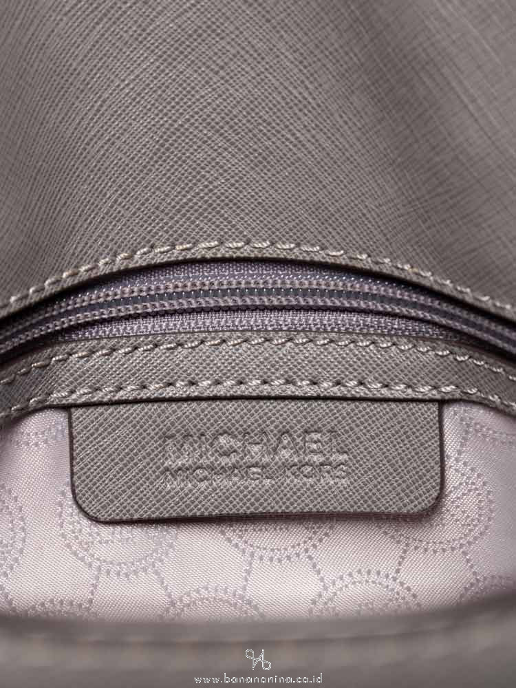 MICHAEL KORS Dillon Medium Top Zip Satchel Grey