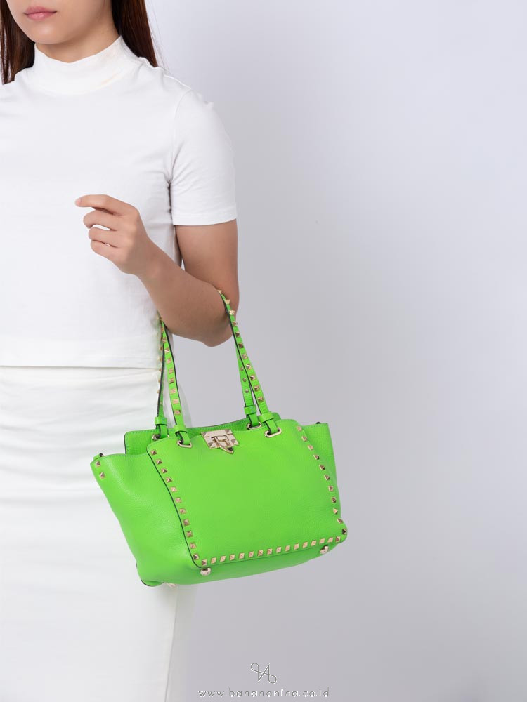 VALENTINO Rockstud Leather Small Tote Lime Green