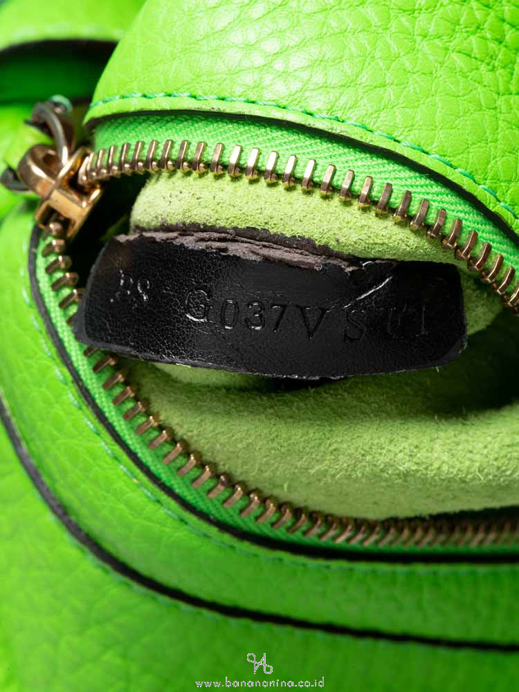 VALENTINO Rockstud Leather Small Tote Lime Green