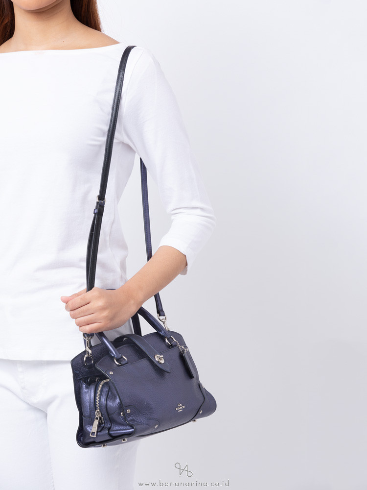 COACH 37779 Grain Mercer 24 Leather Satchel Navy