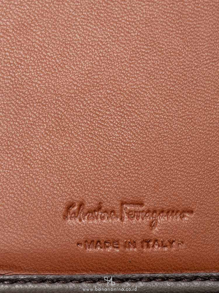 SALVATORE FERRAGAMO Men Giacomo Leather Long Wallet Grey