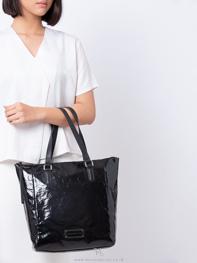 MARC BY MARC JACOBS Take Me Ozzie Tote Black