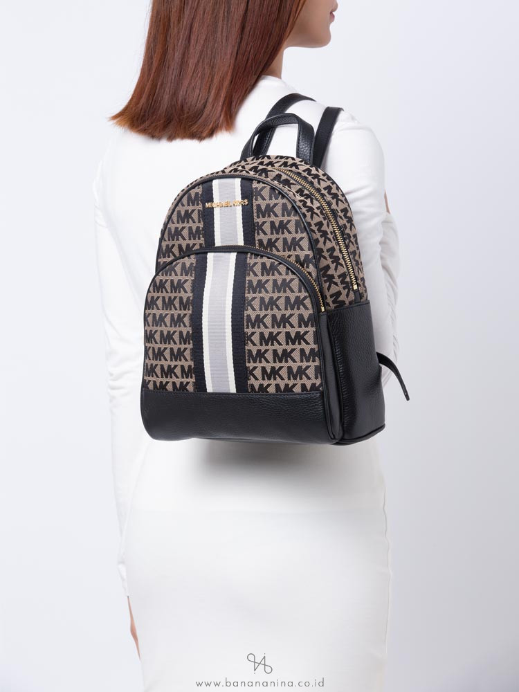 michael kors abbey medium logo backpack