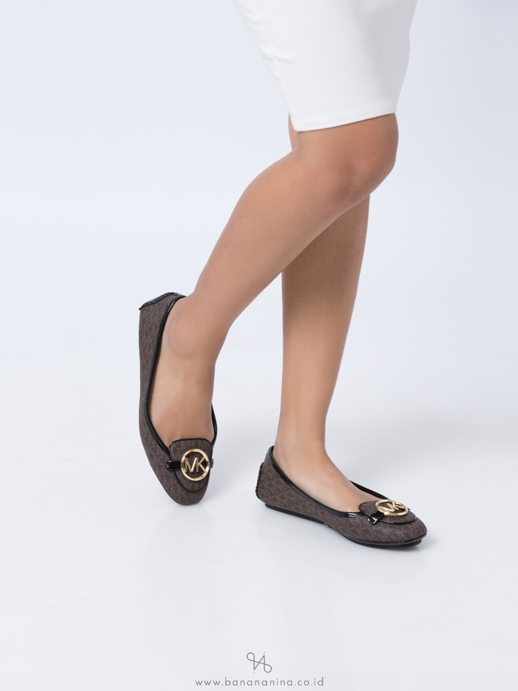 michael kors signature flats