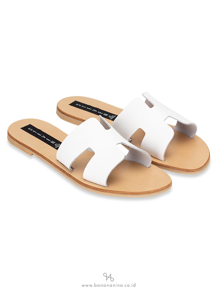 STEVE MADDEN Greece Leather Slide Sandal White Sz 6