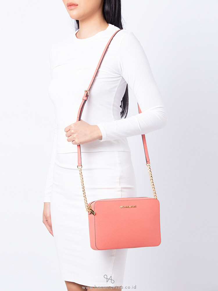 michael kors jet set pink