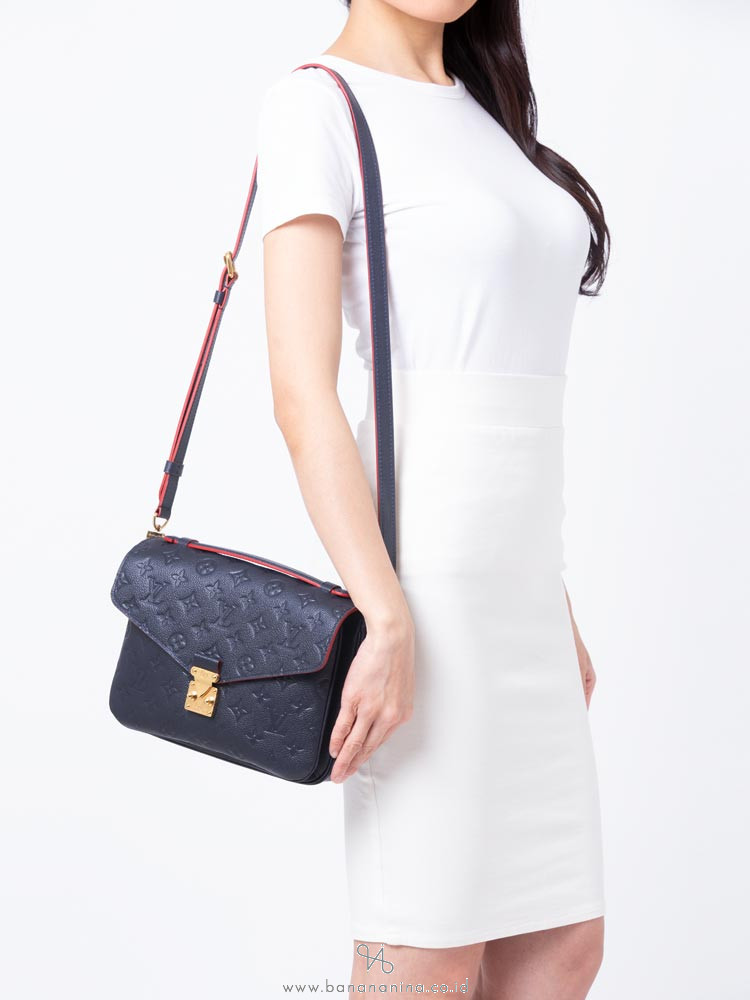 LOUIS VUITTON Monogram Empreinte Pochette Metis Marine Rouge