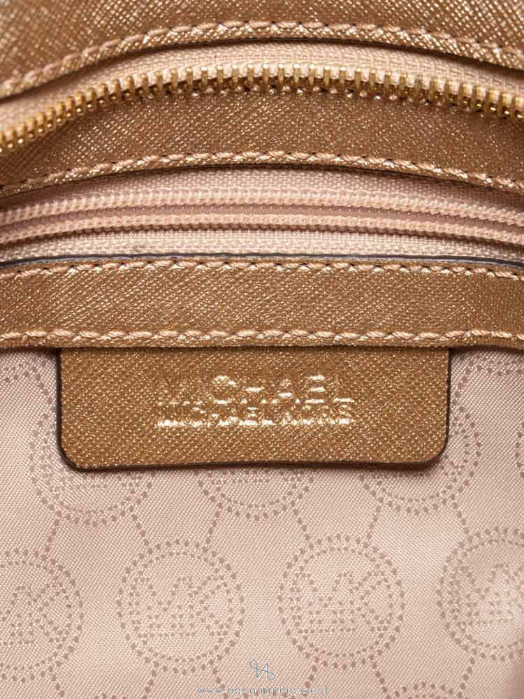 MICHAEL KORS Selma Medium Leather Satchel Pale Gold