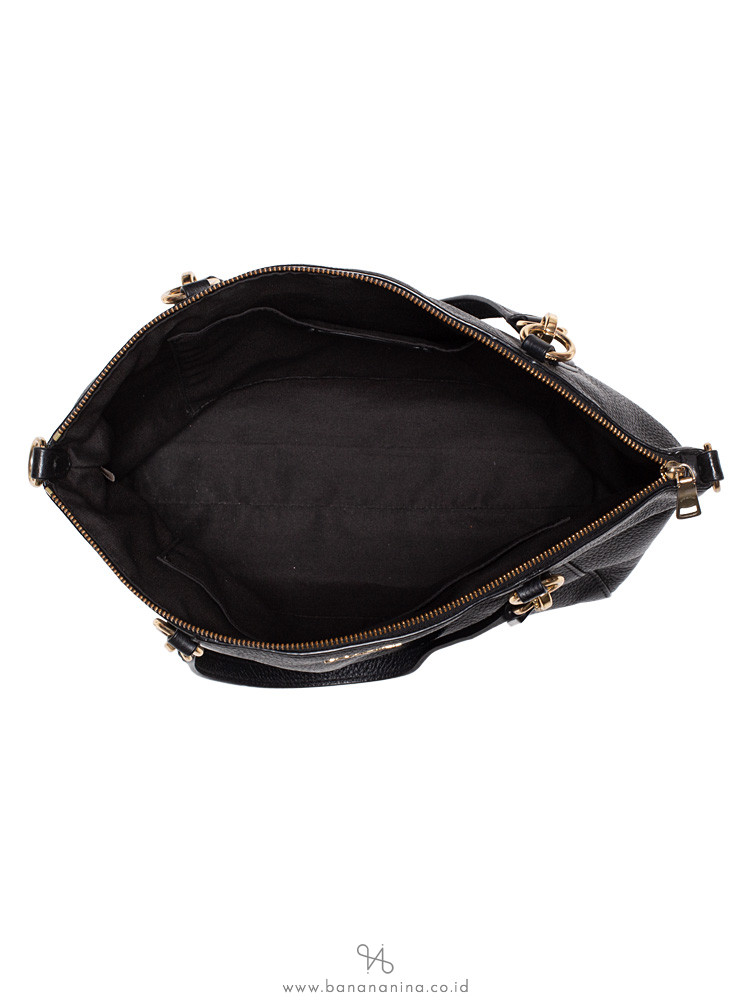 COACH 28993 Pebble Leather Small Kelsey Black
