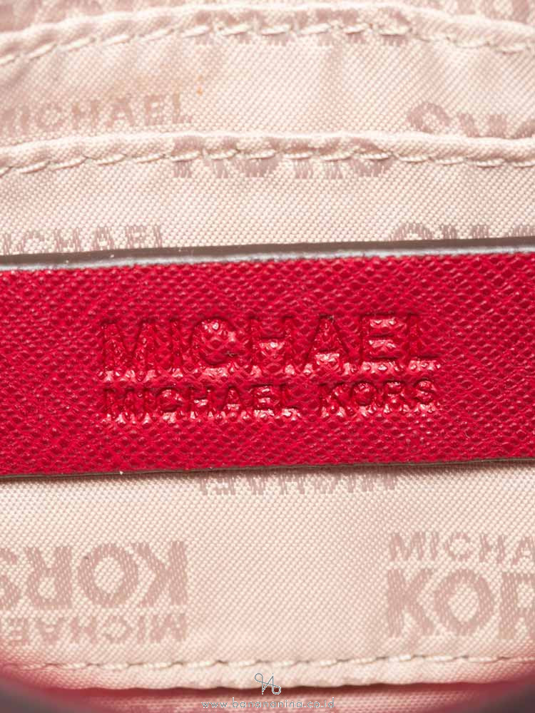 MICHAEL KORS Tina Small Clutch Illustrations Cherry