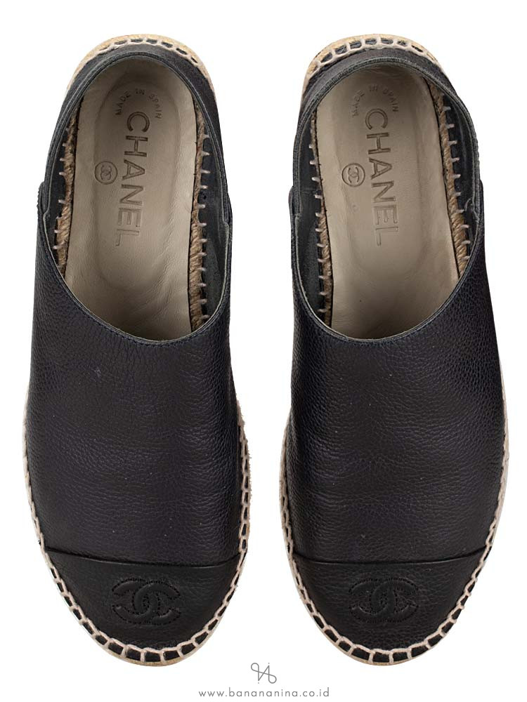 CHANEL Cap Toe Monochrome Leather Espadrilles Navy Black Sz 38