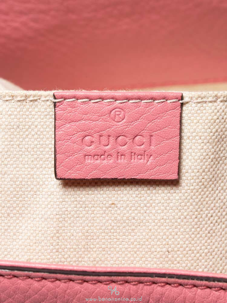 GUCCI Pebbled Leather Bamboo Backpack Pink
