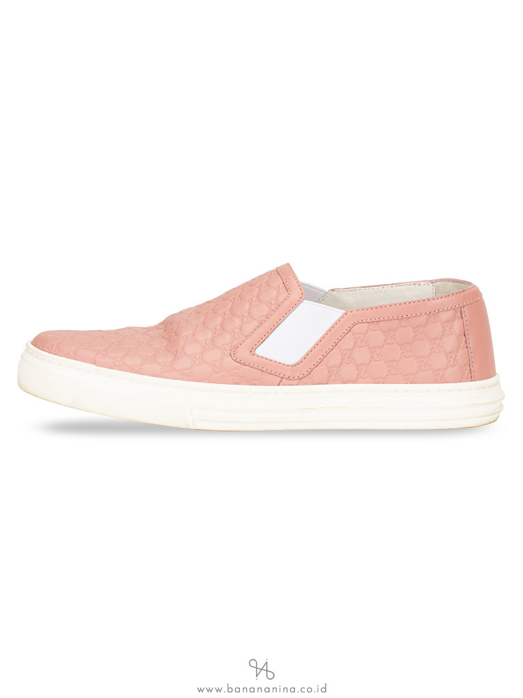 GUCCI Microguccissima Slip On Sneakers Soft Pink Sz 37