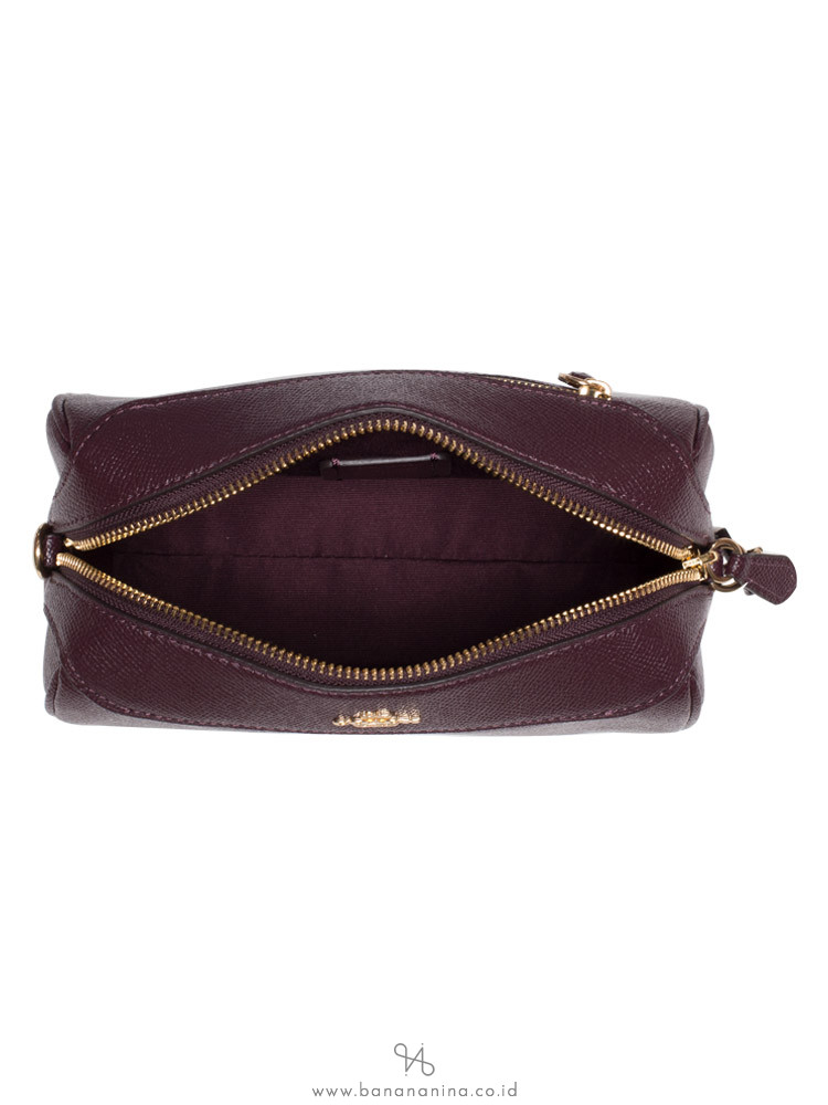 COACH 76629 Crossgrain Mini Bennett Crossbody Raspberry