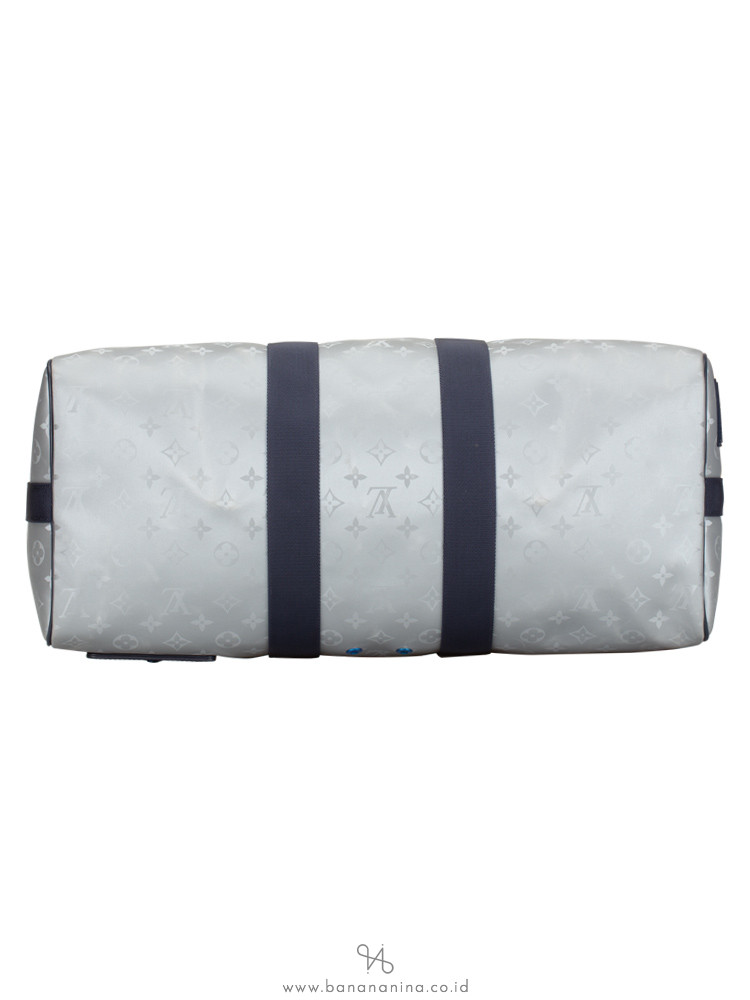 LOUIS VUITTON Monogram Satellite Keepall 50 Bandouliere Limited Edition