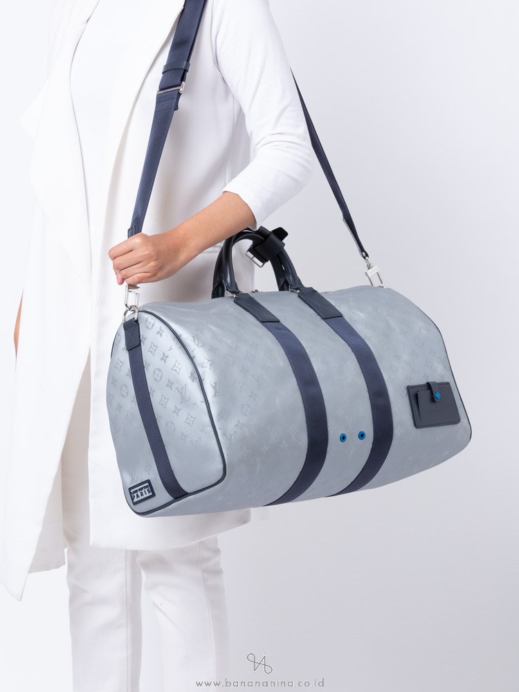 LOUIS VUITTON Monogram Satellite Keepall 50 Bandouliere Limited Edition