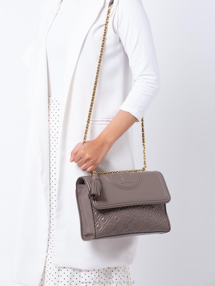 tory burch fleming small silver maple