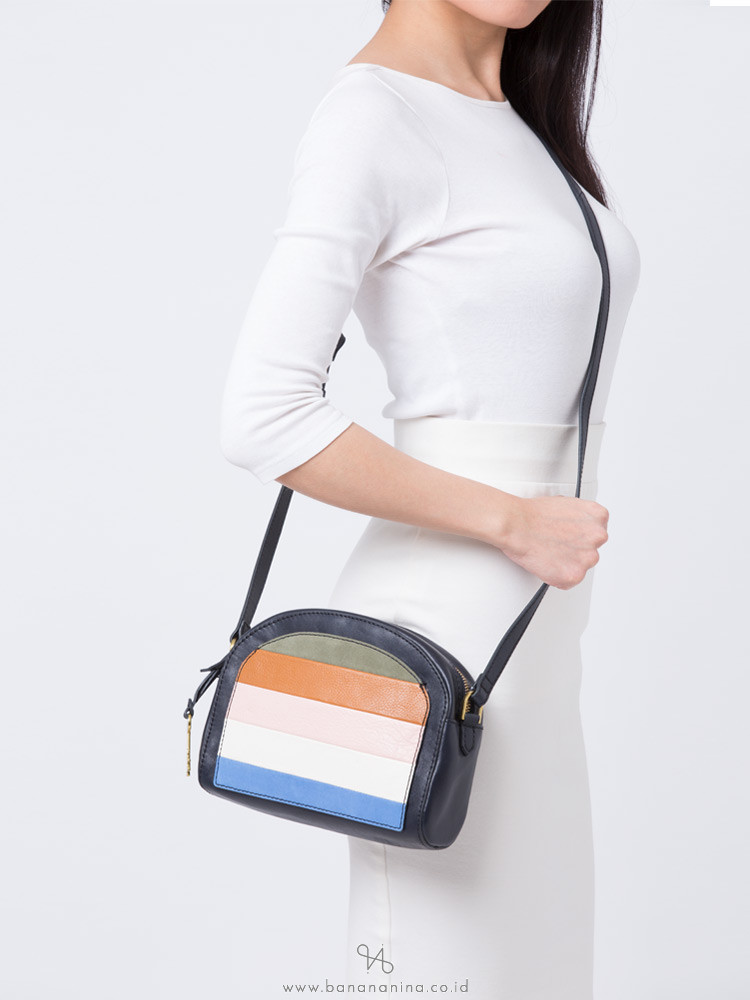 chelsea crossbody