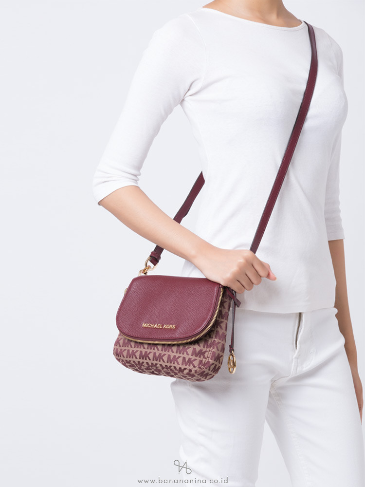 MICHAEL KORS Bedford Monogram Small Flap Crossbody Oxblood