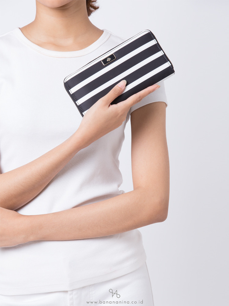 KATE SPADE Dawn Sailing Stripe Large Continental Wallet Black Multi