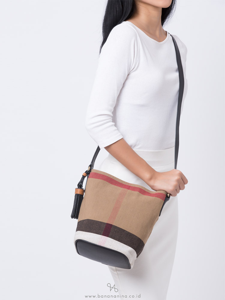 burberry small ashby in canvas