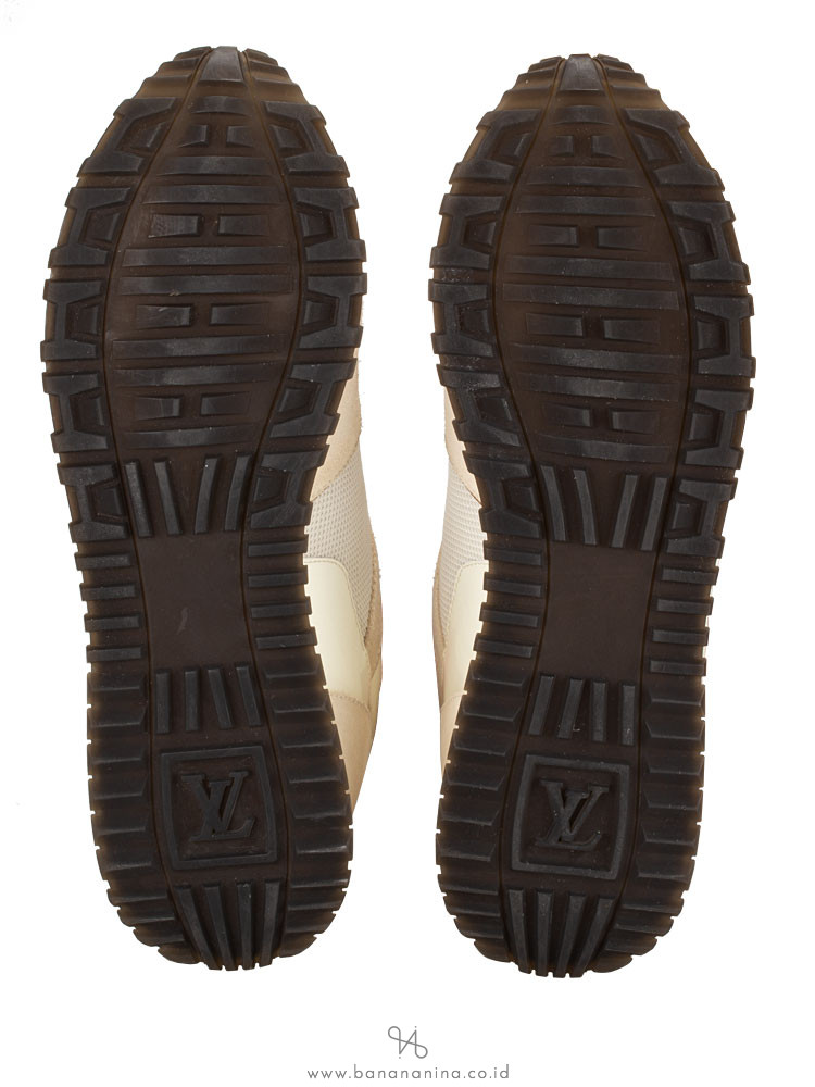 LOUIS VUITTON Monogram Reverse Run Away Sneakers White Sz 41